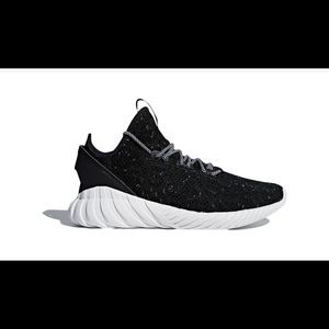 Adidas tubular doom brand new size 5